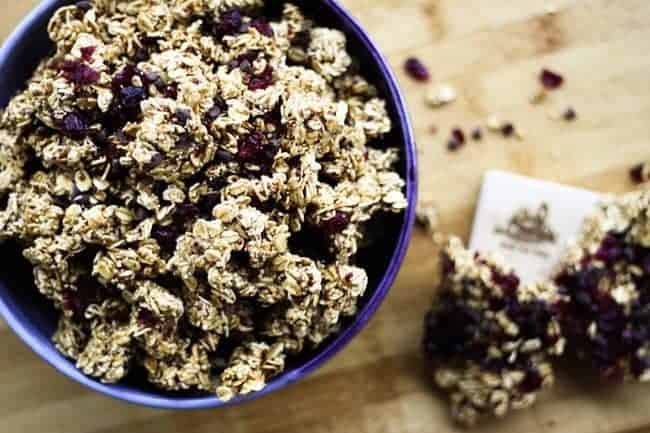 Ancient Grains Cranberry Dark Chocolate Granola | www.foodiewithfamily.com