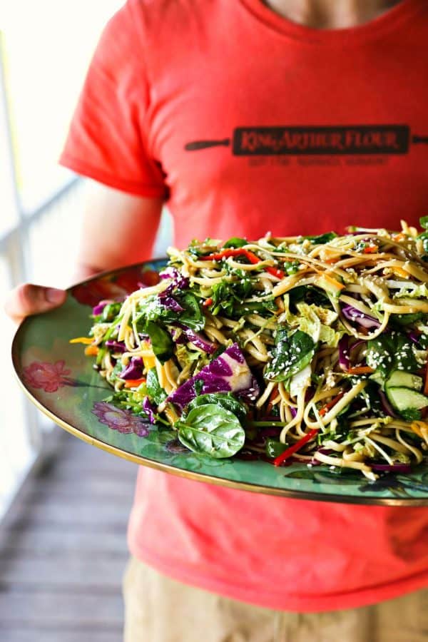 Asian Pasta Salad with a garlic soy vinaigrette and loads of fresh vegetables from foodiewithfamily.com