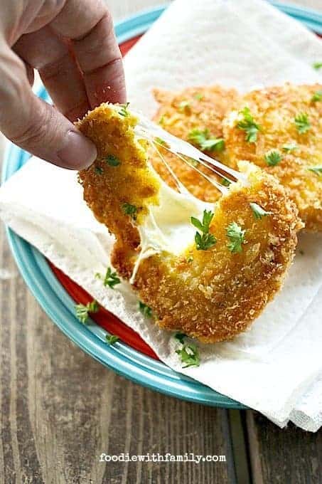 Crispy, Gooey, Fresh Mozzarella Steaks from foodiewithfamily.com #FreezerFriendly #MakeAheadMondays