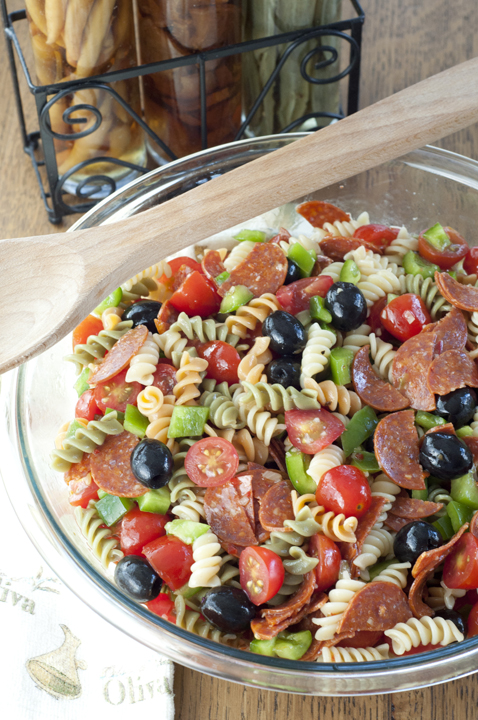 Classic Italian Pasta Salad {Wishes & Dishes}