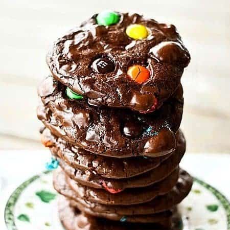 Flourless M&M Brownie Cookies #GlutenFree #Cookies