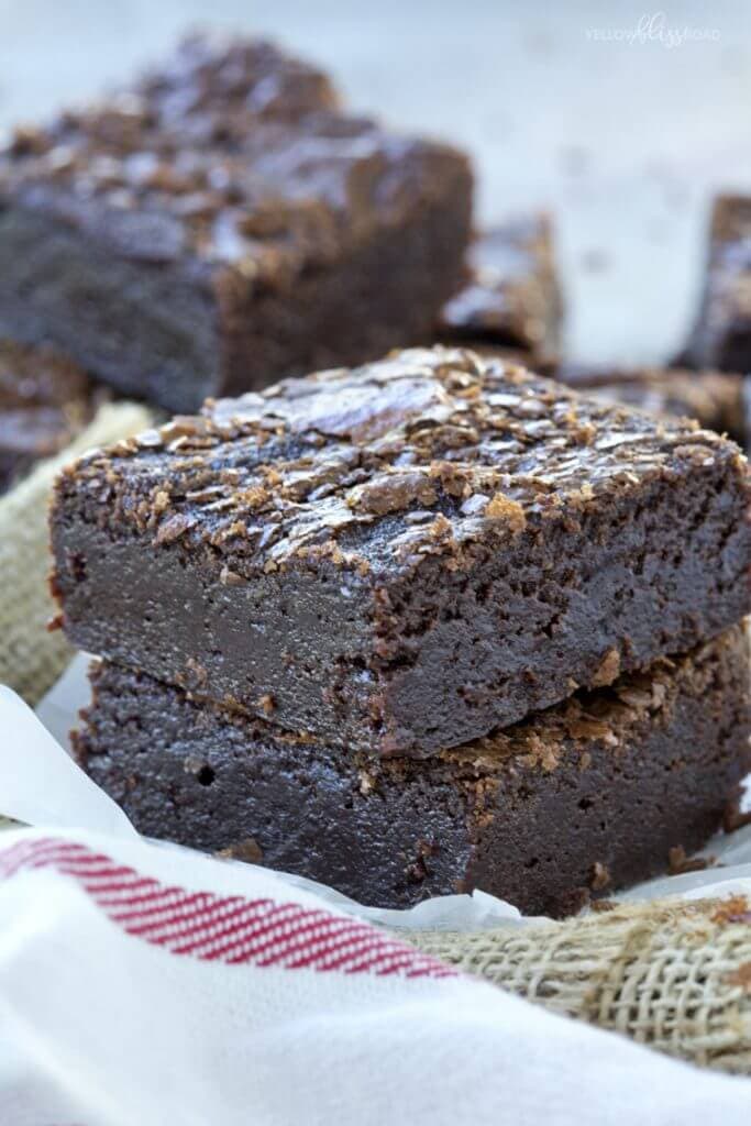 Fudgy One Bowl Brownies {Yellow Bliss Road}