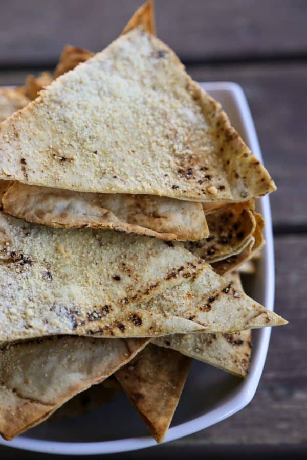 Homemade Garlic Parmesan Pita Chips Recipe from foodiewithfamily.com