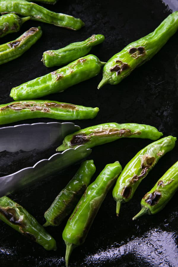 his quick and easy method will teach you how to cook shishito peppers perfectly and easily. With this shishito peppers recipe under your belt, these savoury, deliciously addictive blistered shishito peppers will become a favourite side dish or snack with beer and cocktails!