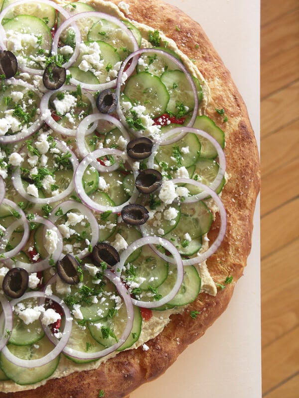 Mediterranean Hummus Pizza {Foodie with Family}