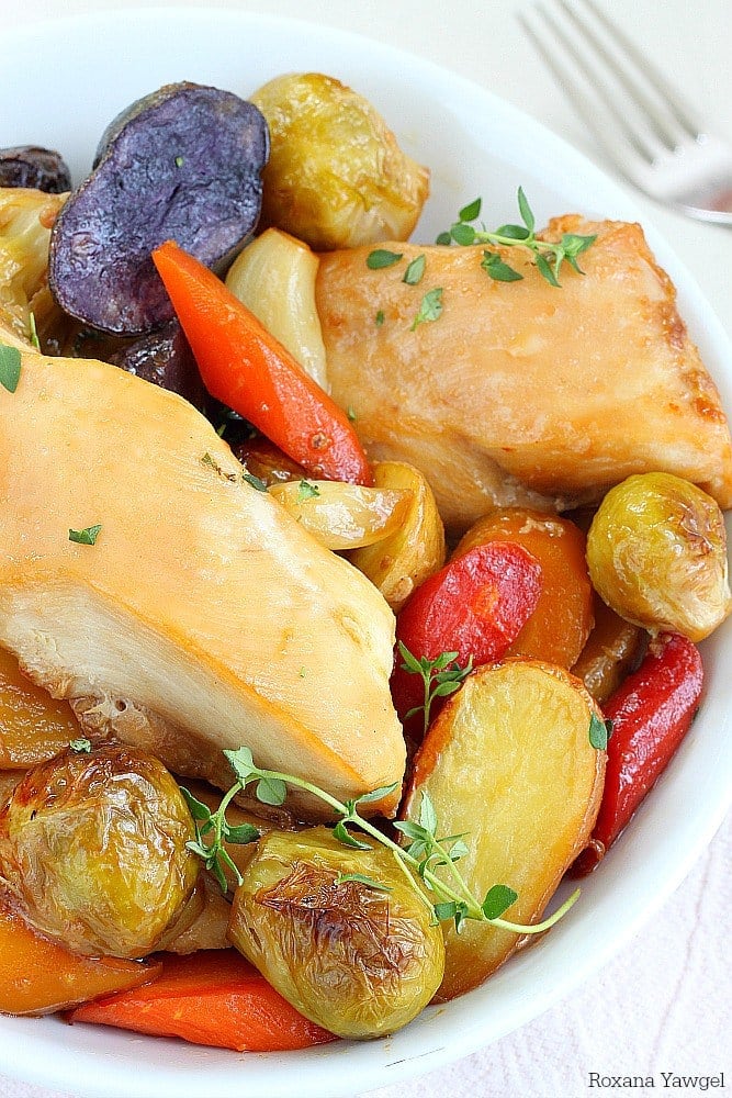 One Pan Chicken and Vegetables {Roxana's Home Baking}