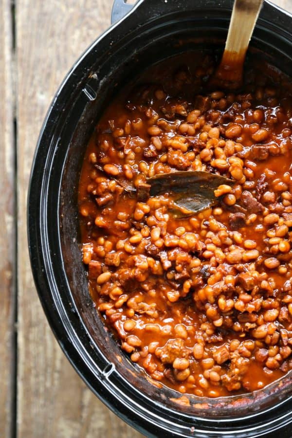 Maple and coffee flavoured Slow-Cooker Breakfast Baked Beans full of Canadian Bacon and breakfast sausage from foodiewithfamily.com