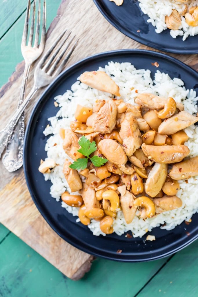 Slow Cooker Cashew Chicken {The Cookie Rookie}